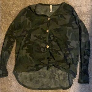 TwentyTen long sleeve shirt. Camo print.